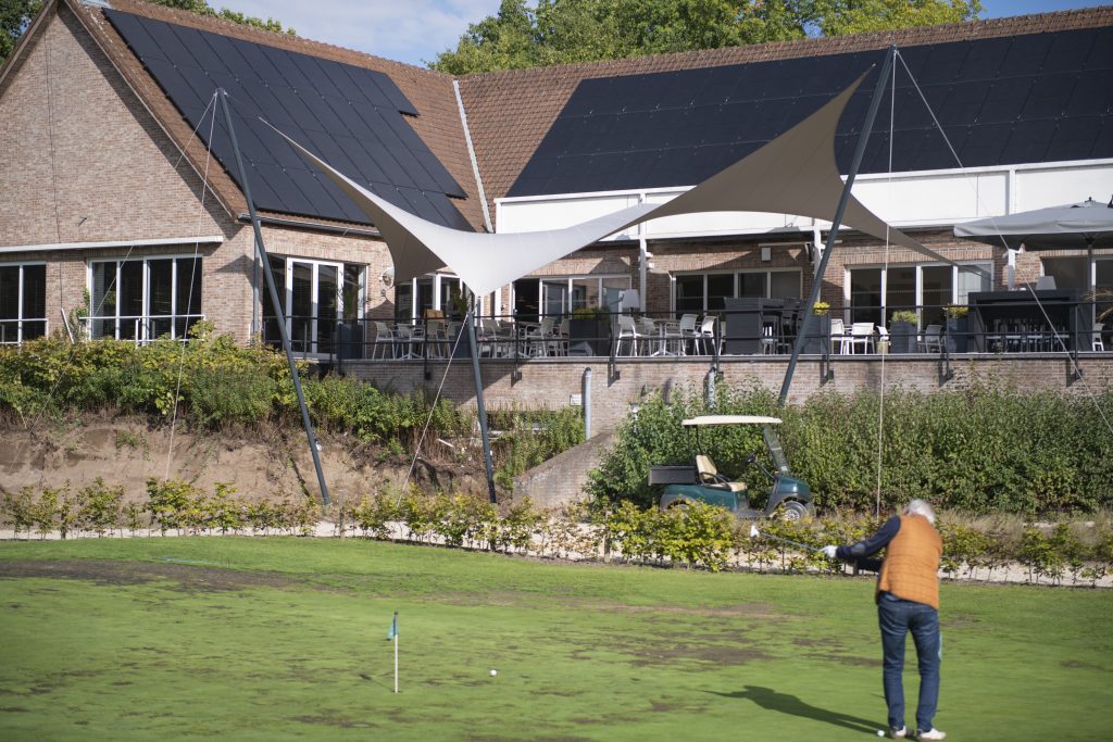 horeca overkapping waterdicht - Manta Roofs Horeca_overkapping_waterdicht