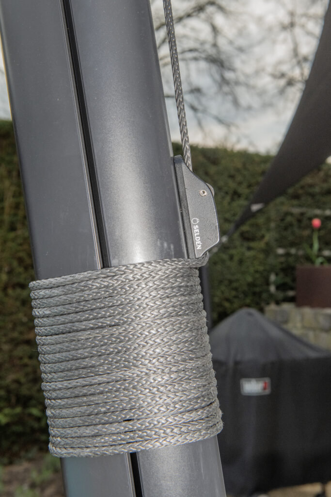 Mast-voor-zeiloverkapping - Manta Roofs Masten-voor-een-zeiloverkapping