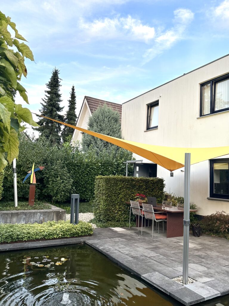 Zonnedoek-op-maat-verwijderbaar-stormvast - Manta Roofs Zonnedoek-op-maat-verwijderbaar-stormvast