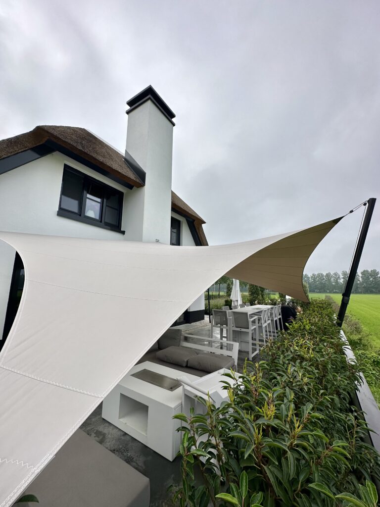 Schaduwdoek-op-maat-tuin-inspiratie - Manta Roofs Schaduwdoek-op-maat-tuin-inspiratie