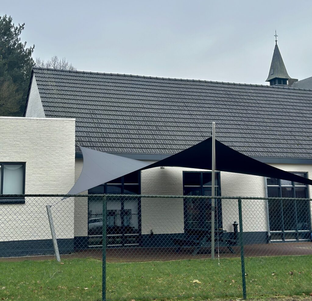 Terrasoverkapping-bij-het-dorpshuis - Manta Roofs Terrasoverkapping-bij-het-dorpshuis