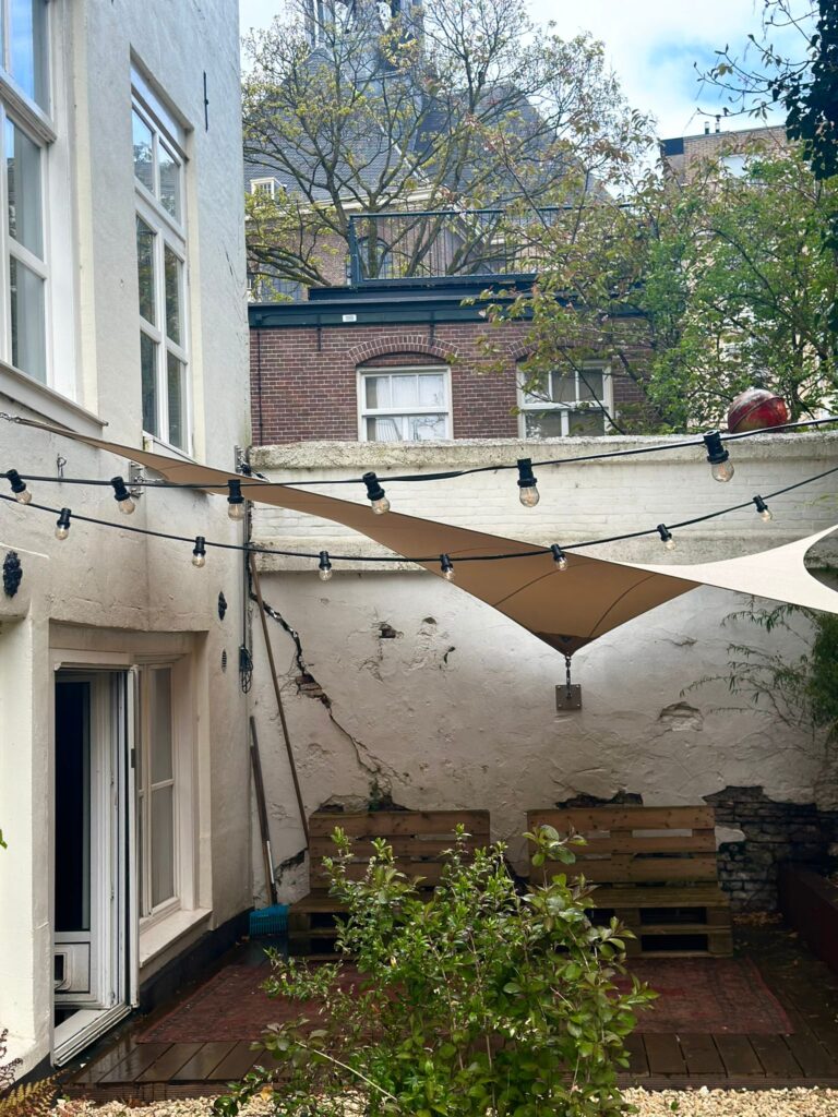 Beige-schaduwdoek-op-maat - Manta Roofs Beige-schaduwdoek-op-maat