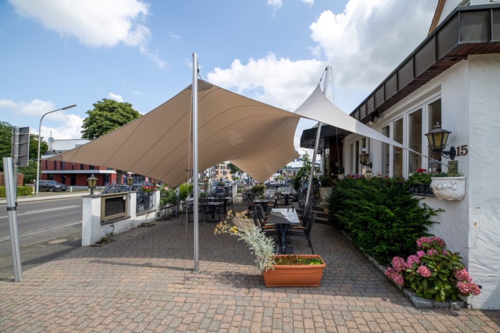 Bescherm-uw-terras-met-een-overkapping-van-manta-roofs - Manta Roofs Bescherm-uw-terras-met-een-overkapping-van-manta-roofs