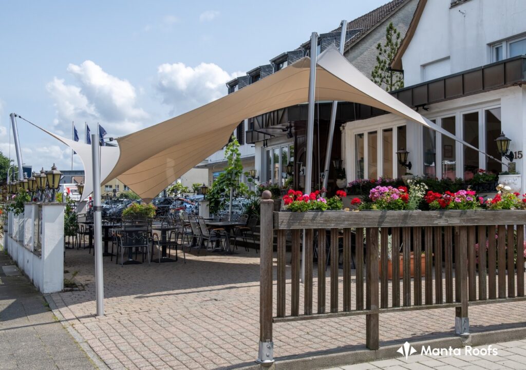 Restaurant-weidenhof-terrasoverkapping-op-maat - Manta Roofs Restaurant-weidenhof-terrasoverkapping-op-maat