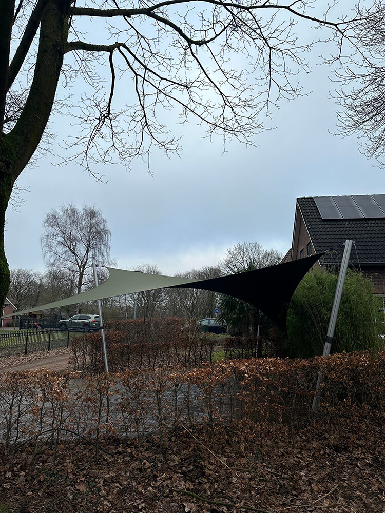 Carport-tarp-doetinhcem-op-maat-waterdicht-manta-roofs-stormvast-groen-overkapping-12 - Manta Roofs
