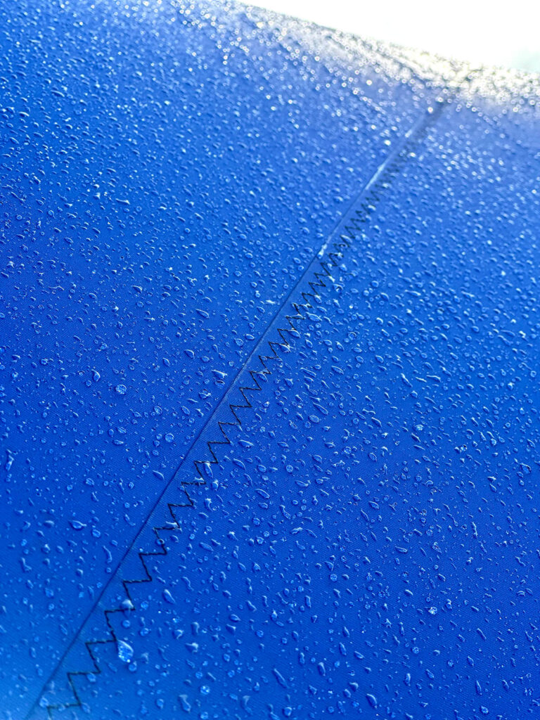 Lelystad-overkapping-Carport-van-Zeil-Loogman-Carwash-Carpoort-doek-zeil-op-maat-manta-roofs-36 - Manta Roofs