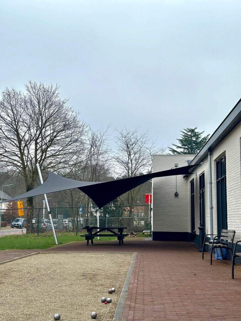 Maria-Hoop-Dorpshuis-terras-Overkapping-manta-roofs-Stichting-de-Annendaal-Buurthuis-overkapping-zeildoek_040 - Manta Roofs